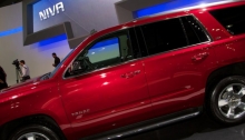 Chevrolet Tahoe 2015 на презентации в Москве 02. Ford новый mondeo 2013