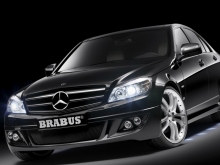 Компания Brabus представила тюнинговые версии нового Mercedes-Benz C. 