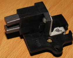 Regulátor napätia generátora: obvod, začiarknite políčka automobilový regulátor napätia